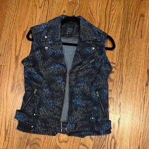 Tripp NYC Blue and Black Leopard Moto Vest, Size Medium